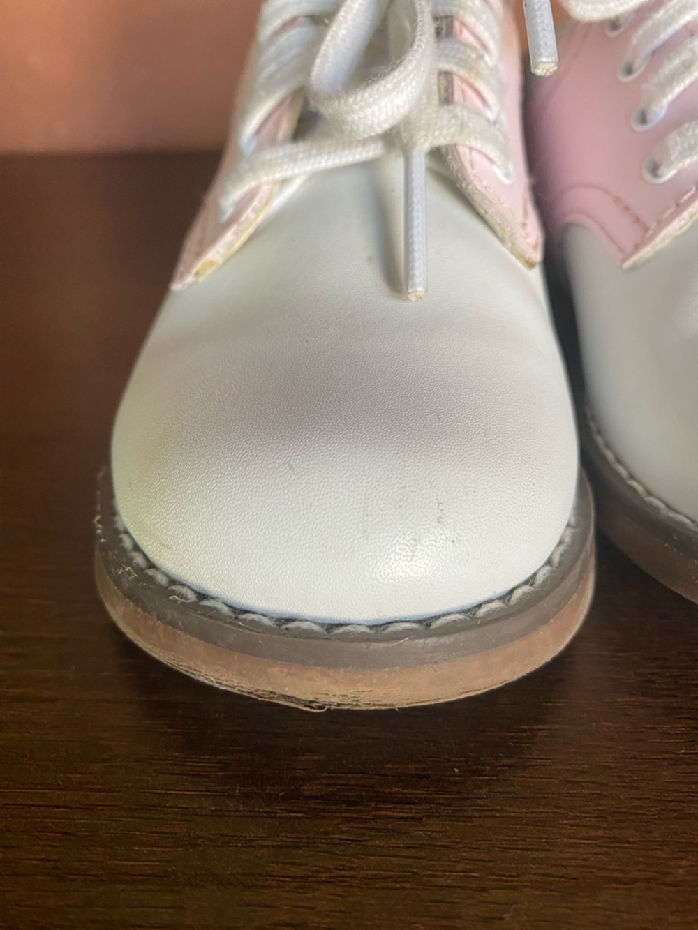 Footmates Cheer Oxford Shoes in Rose and White - Picture 4 of 10